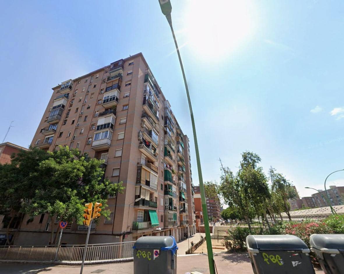3 makuuhuone Asunto myytävänä paikassa Sant Adria de Besos - 157 500 € (Ref: 9908501)