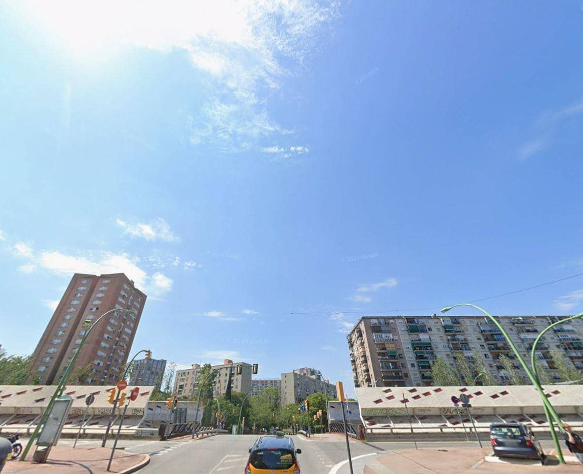 3 makuuhuone Asunto myytävänä paikassa Sant Adria de Besos - 157 500 € (Ref: 9908501)