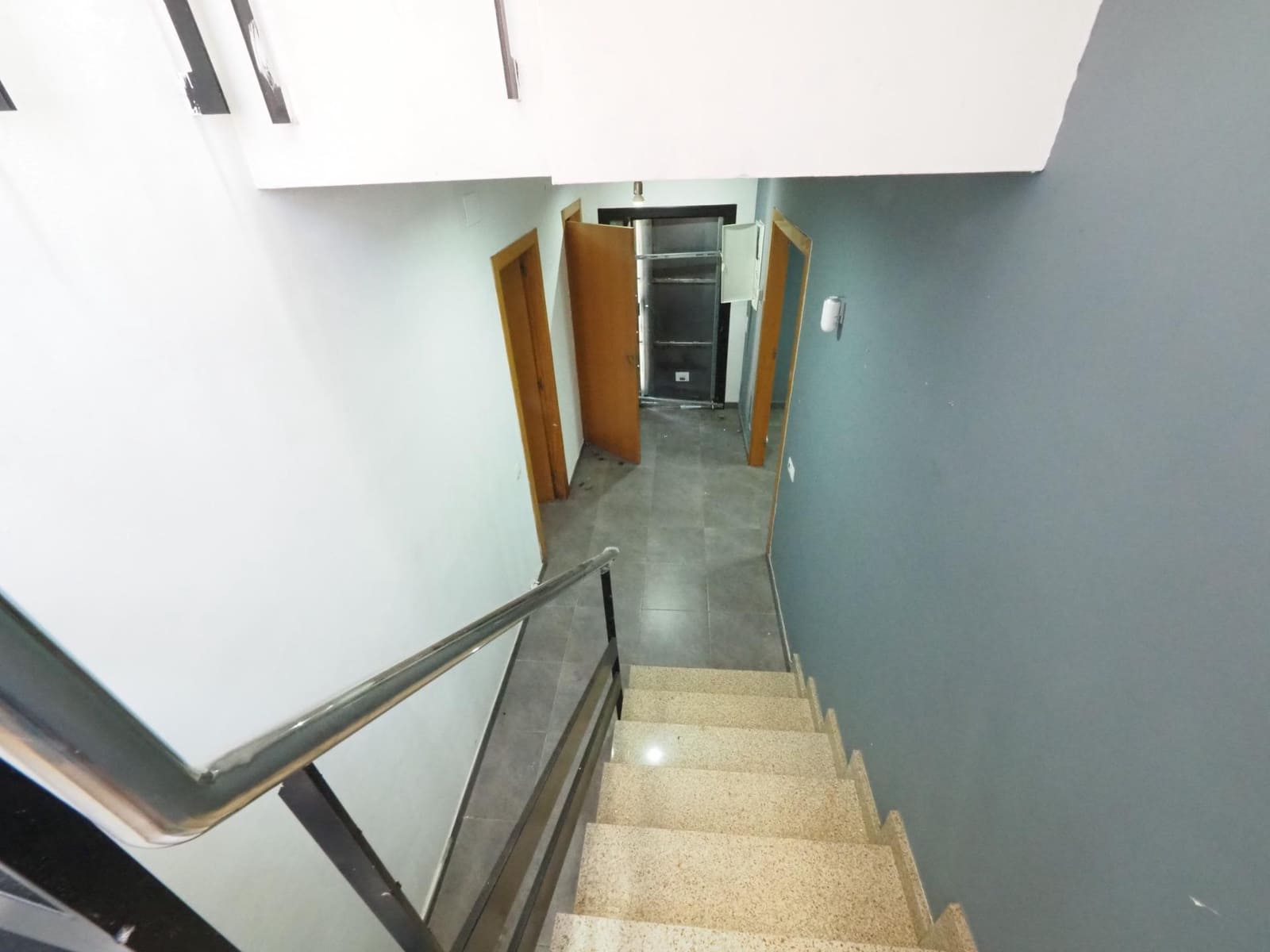 5 chambre Villa/Maison Mitoyenne à vendre à Montmelo avec garage - 460 000 € (Ref: 9908502)