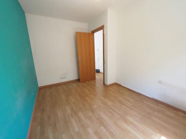 5 sypialnia Dom szeregowy na sprzedaż w Montmeló z garażem - 460 000 € (Ref: 9908502)