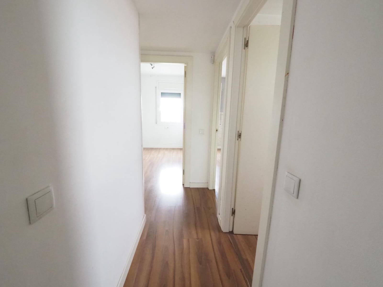 4 chambre Appartement à vendre à Sabadell avec piscine - 297 000 € (Ref: 9908503)