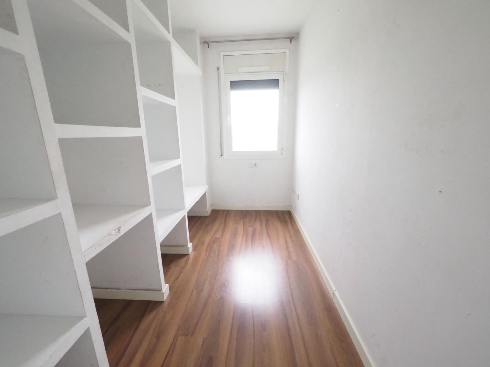 4 chambre Appartement à vendre à Sabadell avec piscine - 297 000 € (Ref: 9908503)