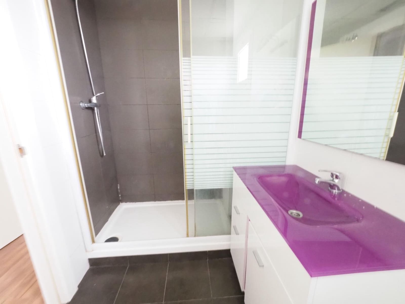 4 chambre Appartement à vendre à Sabadell avec piscine - 297 000 € (Ref: 9908503)