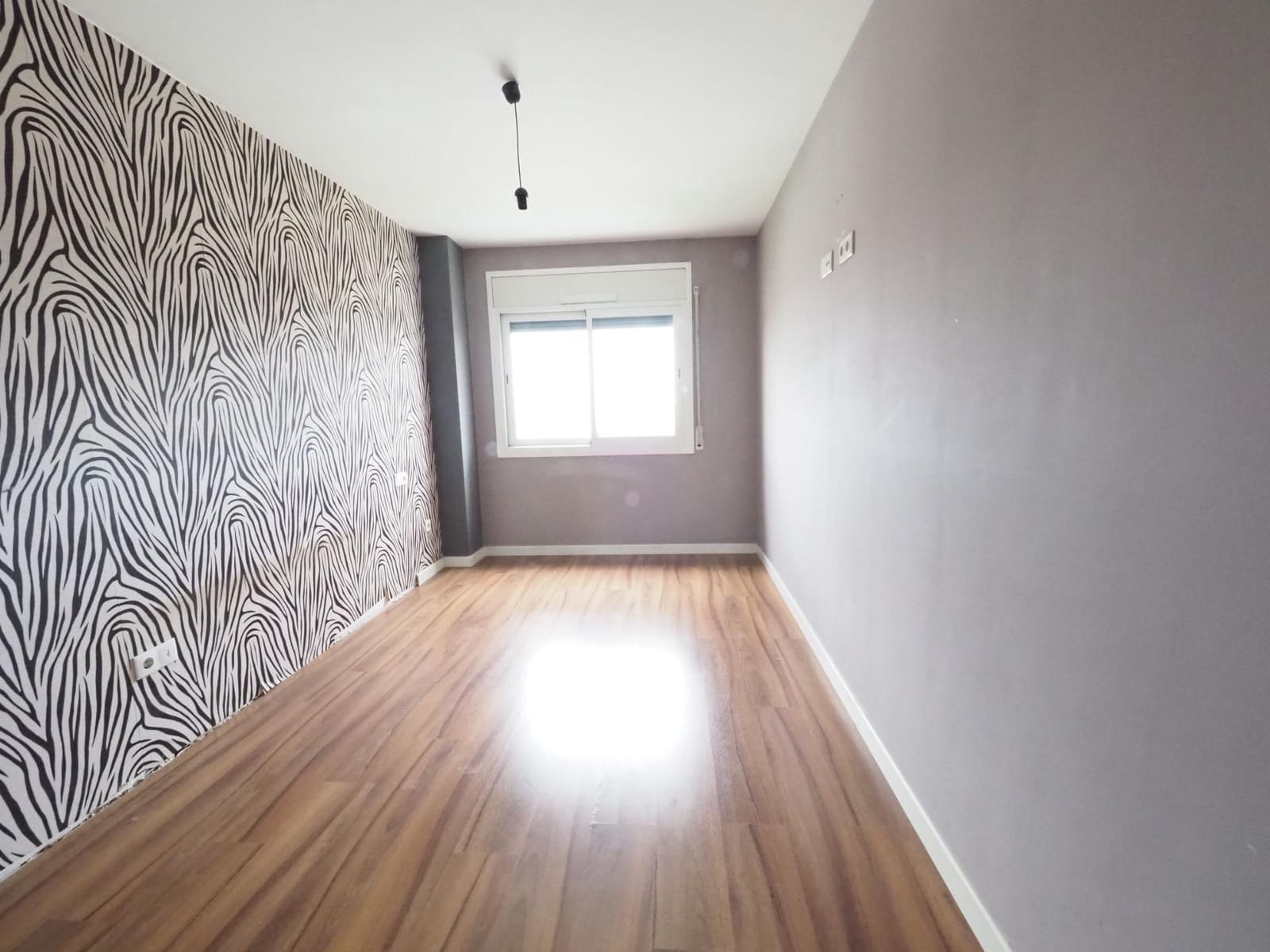 4 chambre Appartement à vendre à Sabadell avec piscine - 297 000 € (Ref: 9908503)