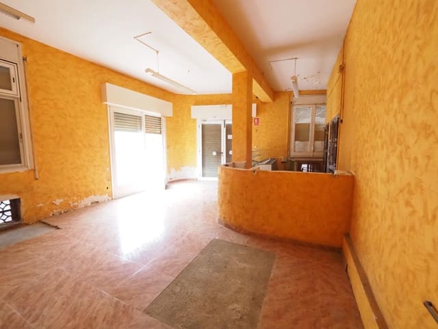 Commercial for sale in Arenys de Munt with garage - € 83,000 (Ref: 9908505)