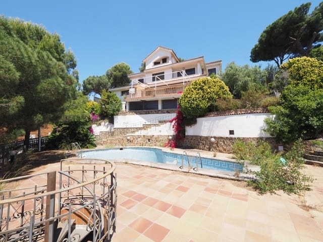 5 camera da letto Villetta a Schiera in vendita in Sant Fost de Campsentelles con piscina garage - 436.000 € (Rif: 9908506)