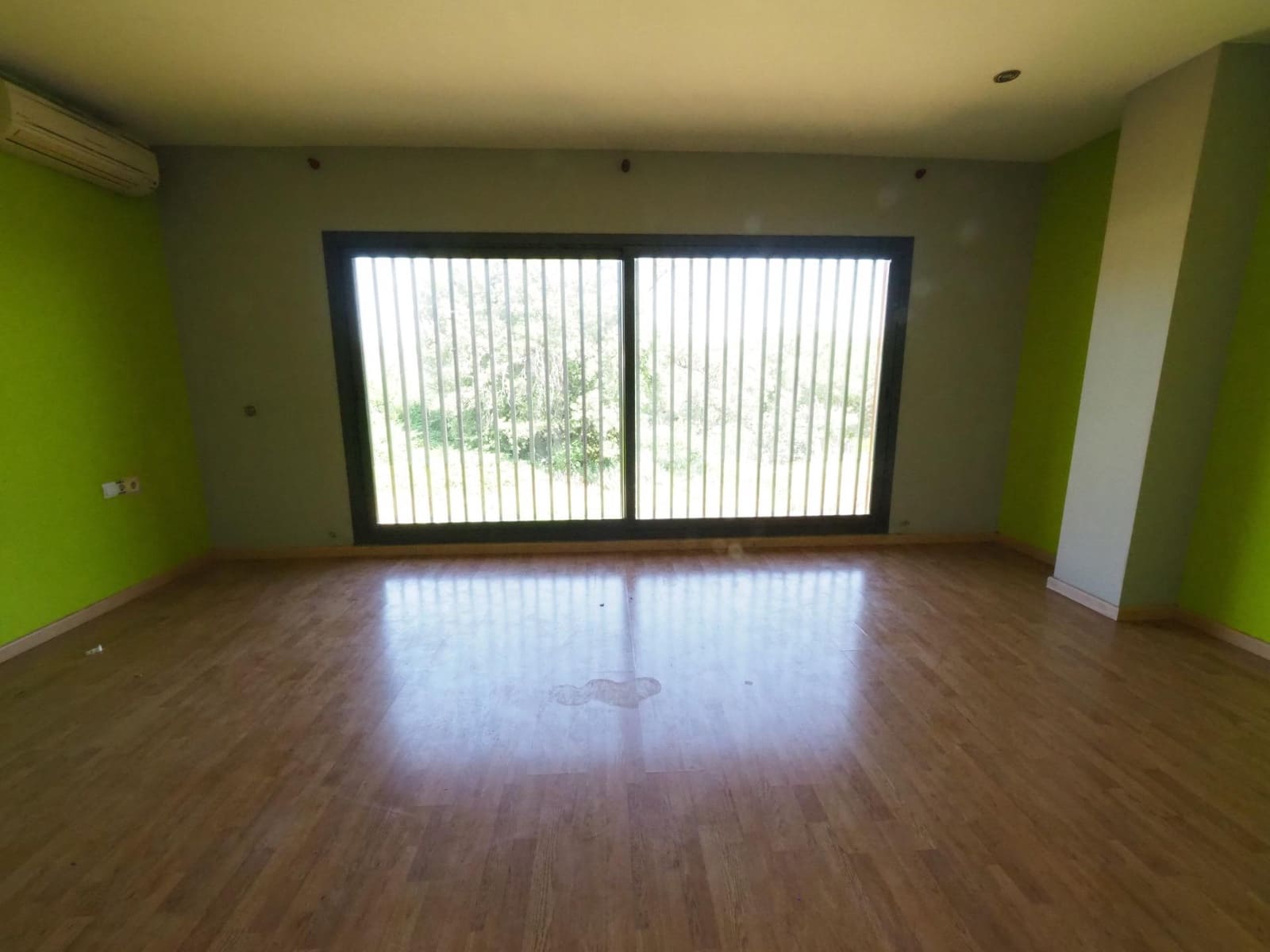 3 sovrum Villa till salu i Llica d'Amunt - 420 000 € (Ref: 9908507)