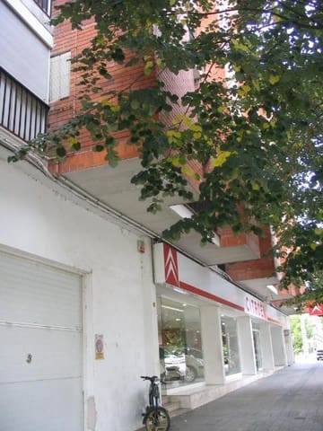 3 Zimmer Wohnung zu verkaufen in Olot - 76.500 € (Ref: 9908510)