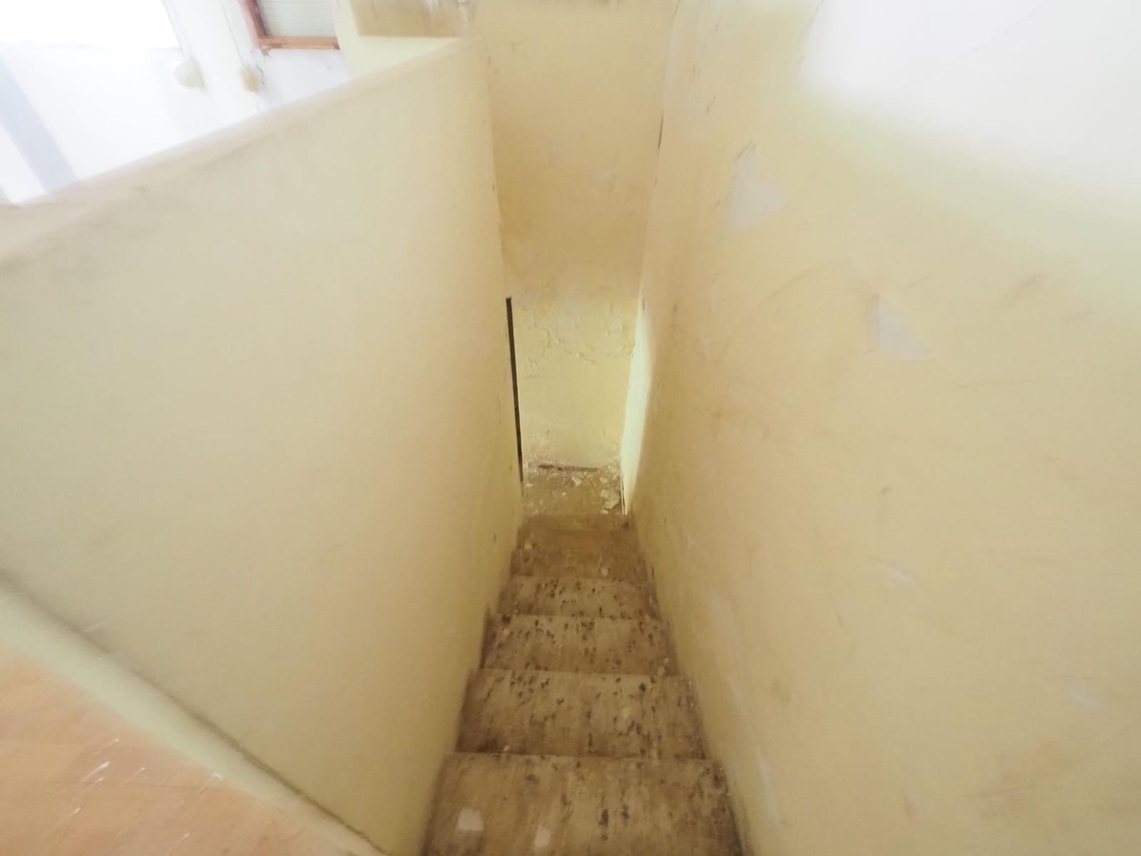 Chalet de 2 habitaciones en La Torre de Claramunt en venta con garaje - 99.000 € (Ref: 9908514)
