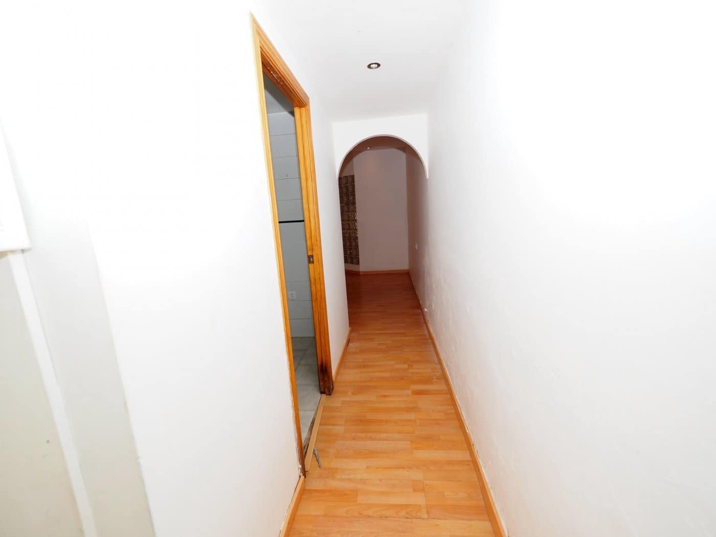 2 soverom Leilighet til salgs i Barcelona by - € 117 000 (Ref: 9908519)