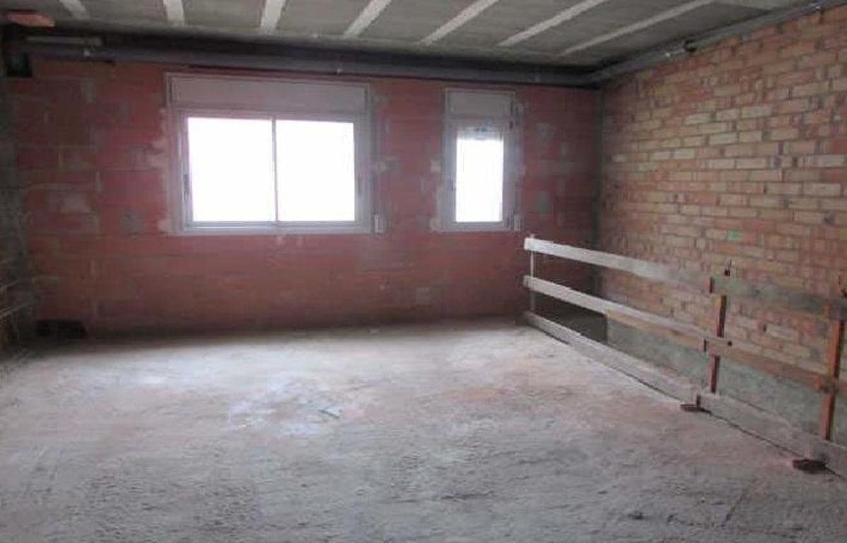 Komercyjne na sprzedaż w Navarcles - 26 500 € (Ref: 9908524)