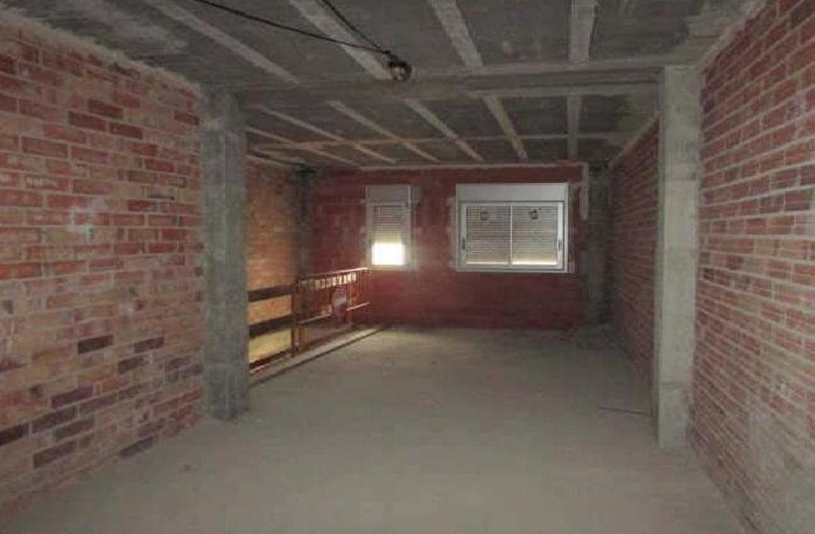 Komercyjne na sprzedaż w Navarcles - 26 500 € (Ref: 9908524)