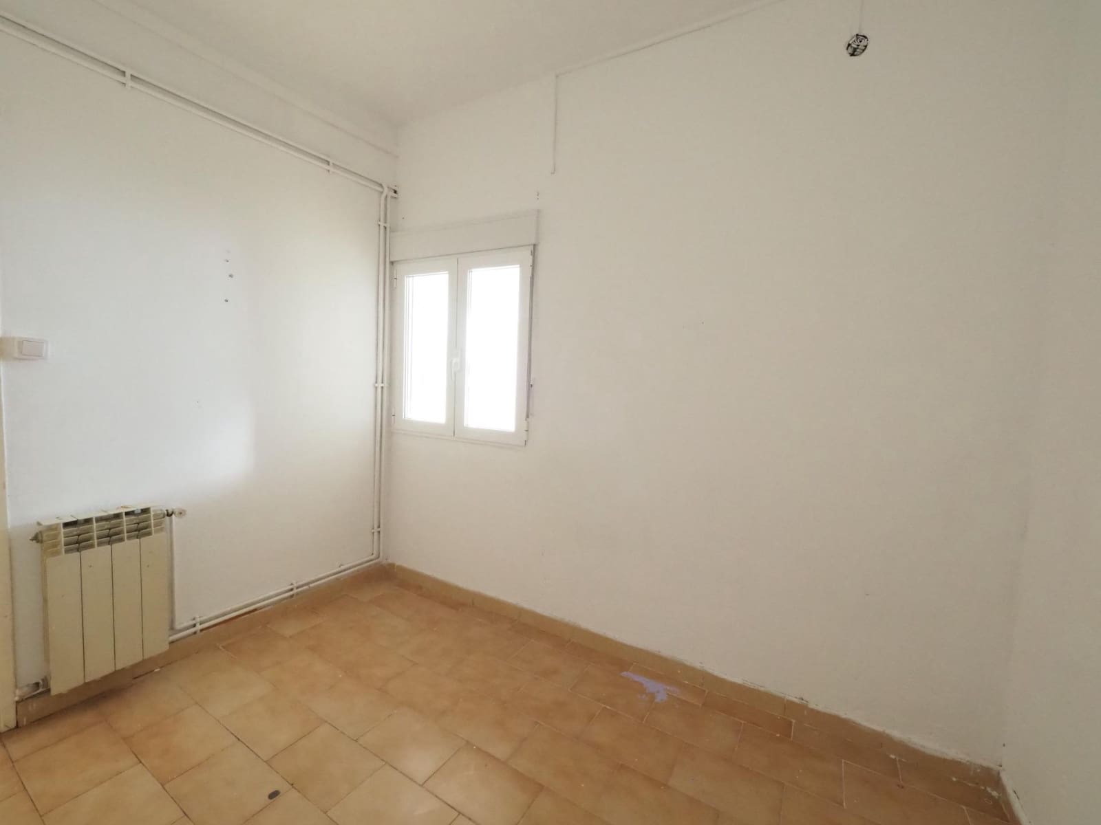 3 quarto Apartamento para venda em Igualada - 130 000 € (Ref: 9908525)
