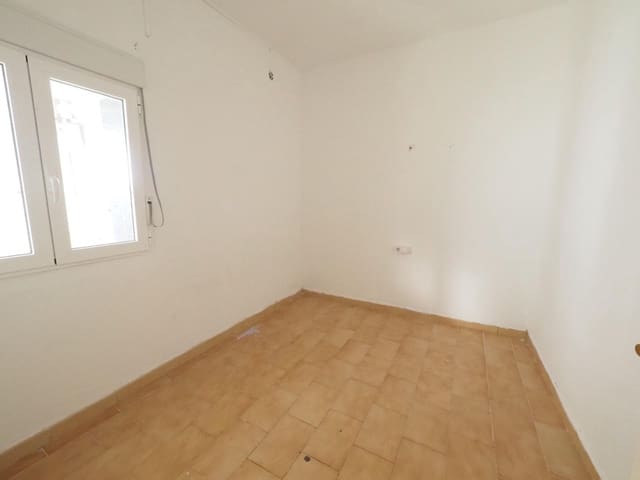 3 quarto Apartamento para venda em Igualada - 130 000 € (Ref: 9908525)