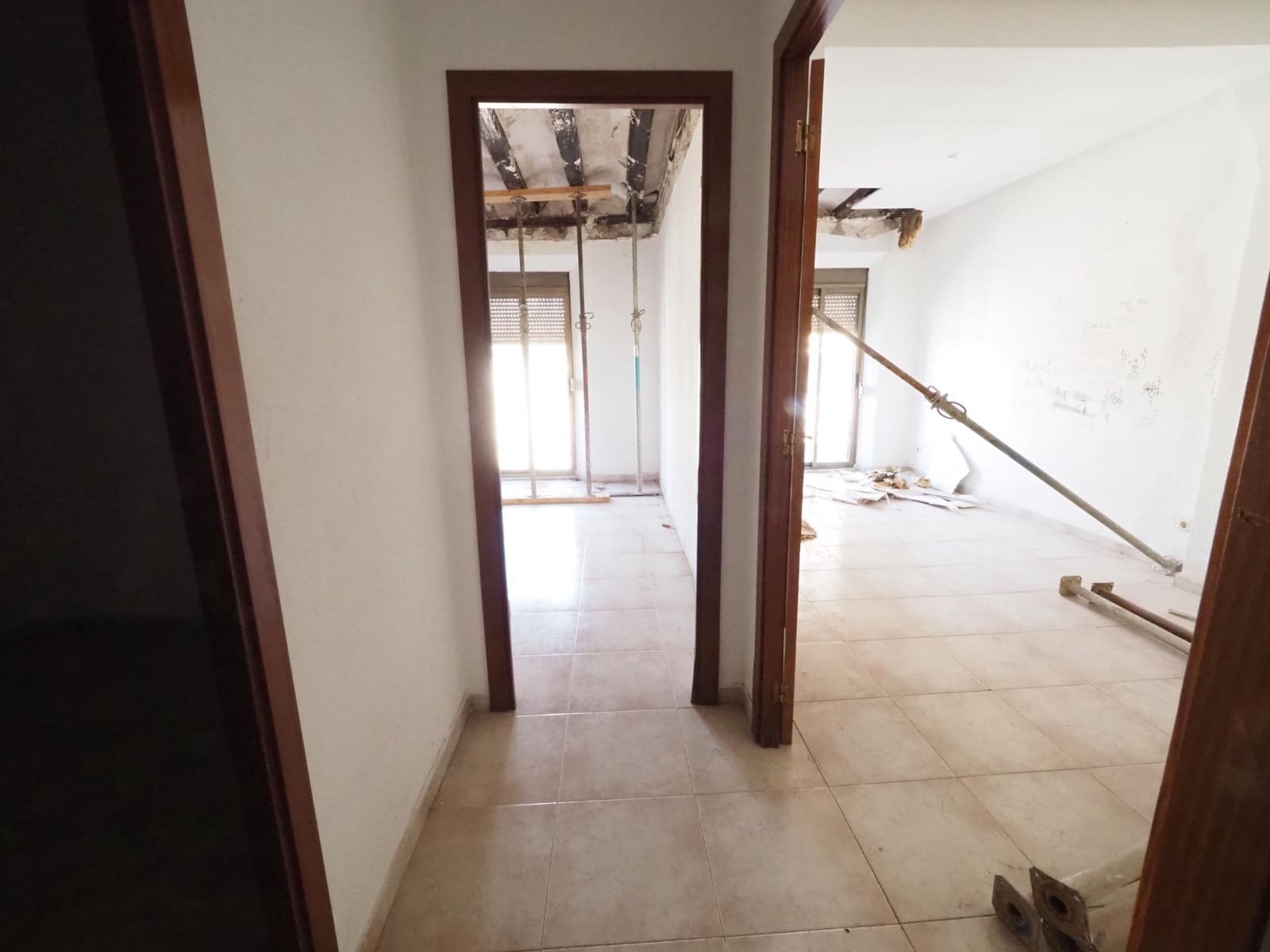 3 bedroom Flat for sale in Tarragona city - € 99,000 (Ref: 9908527)