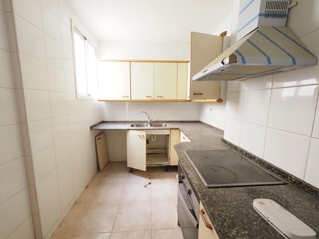 3 quarto Apartamento para venda em Tarragona cidade - 99 000 € (Ref: 9908527)