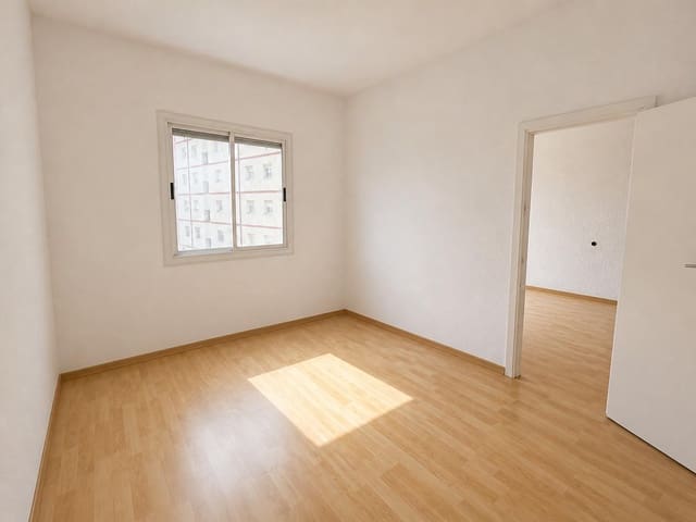 3 soveværelse Lejlighed til salg i Sabadell - € 164.000 (Ref: 9908530)