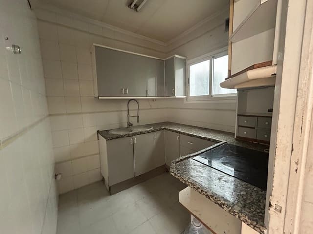 3 soveværelse Lejlighed til salg i Sabadell - € 164.000 (Ref: 9908530)