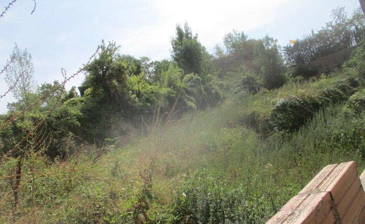 Działka budowlana na sprzedaż w Berga - 13 650 € (Ref: 9908532)