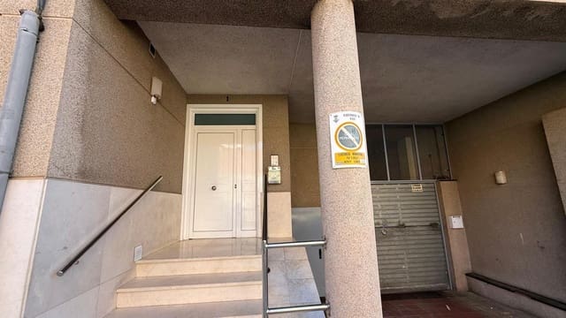 Garage in vendita in Rubí - 8.084 € (Rif: 9908533)