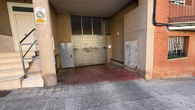 Garage in vendita in Rubí - 8.084 € (Rif: 9908533)