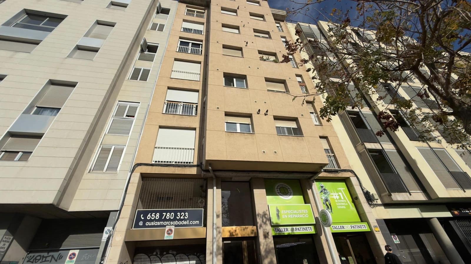 3 bedroom Flat for sale in Sabadell - € 205,000 (Ref: 9908535)