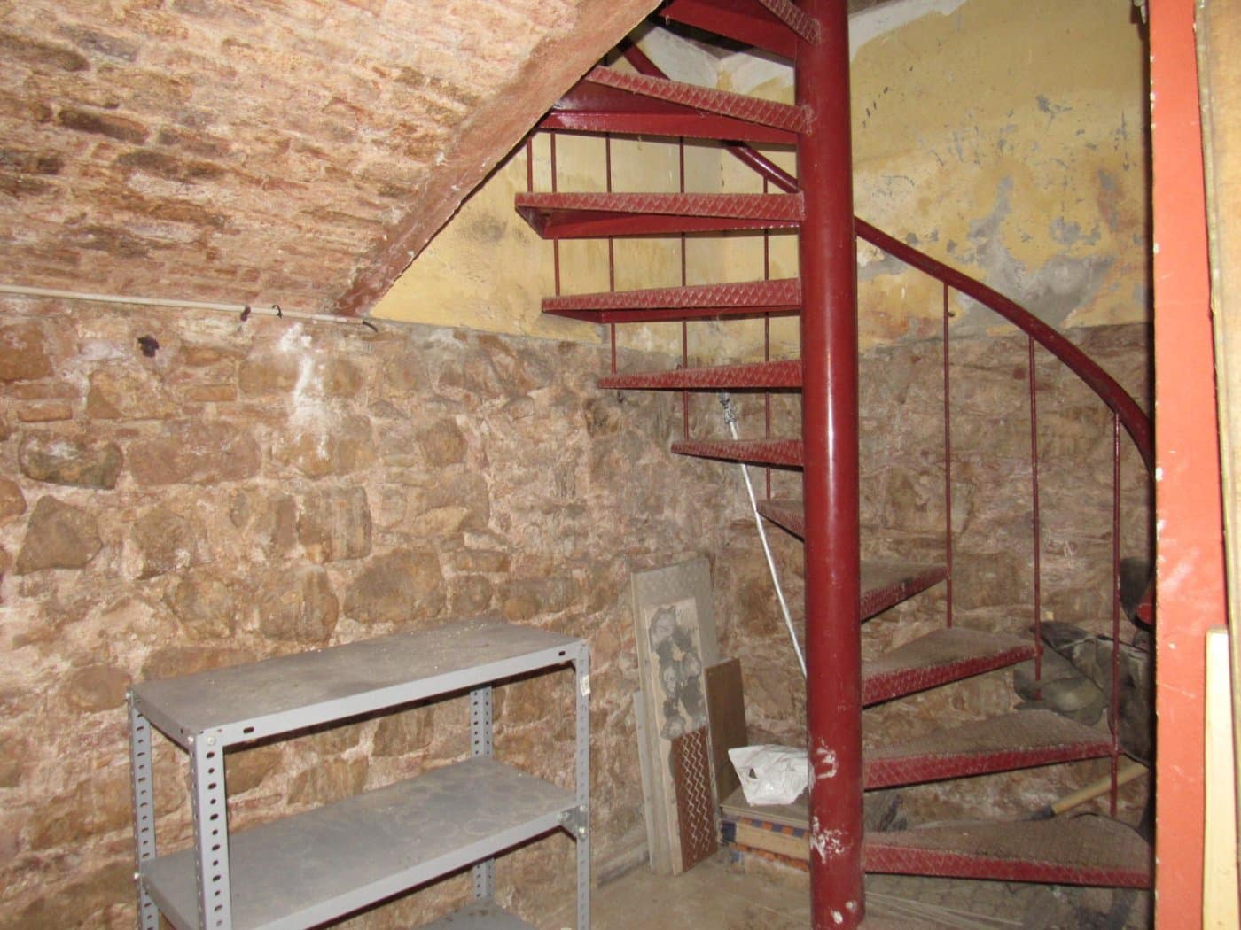 Komercyjne na sprzedaż w Miasto Barcelona - 120 000 € (Ref: 9908537)