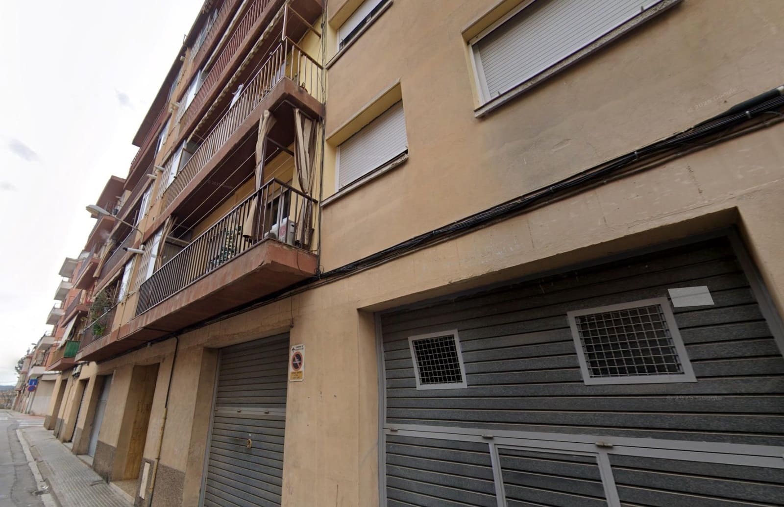 Piso de 3 habitaciones en Vilanova del Camí en venta - 90.000 € (Ref: 9908538)