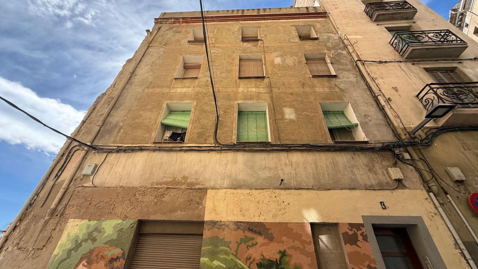 Commercial for sale in Manresa - € 23,900 (Ref: 9908551)