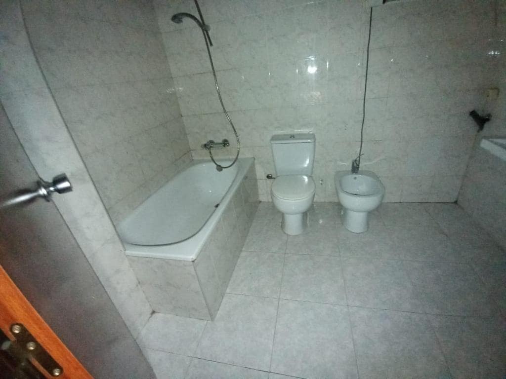 1 bedroom Commercial for sale in Rubi - € 87,000 (Ref: 9908557)