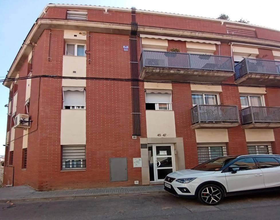 1 bedroom Commercial for sale in Rubi - € 87,000 (Ref: 9908557)