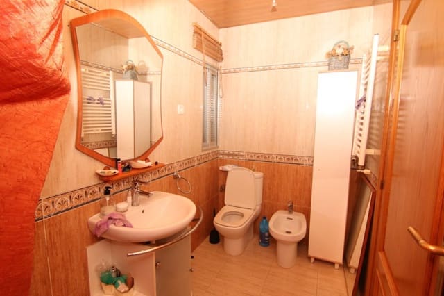 3 Zimmer Wohnung zu verkaufen in Sabadell mit Garage - 114.855 € (Ref: 9908561)