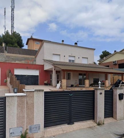 4 camera da letto Villa in vendita in Lliçà d'Amunt con garage - 279.000 € (Rif: 9908562)