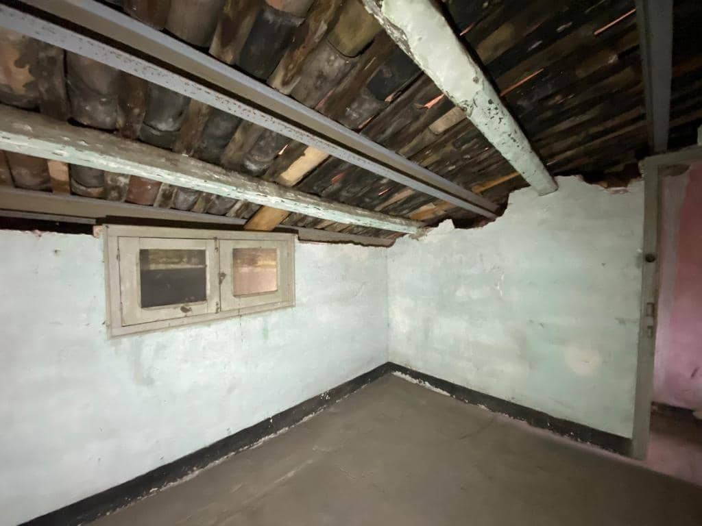 3 makuuhuone Asunto myytävänä paikassa Berga - 27 000 € (Ref: 9908570)