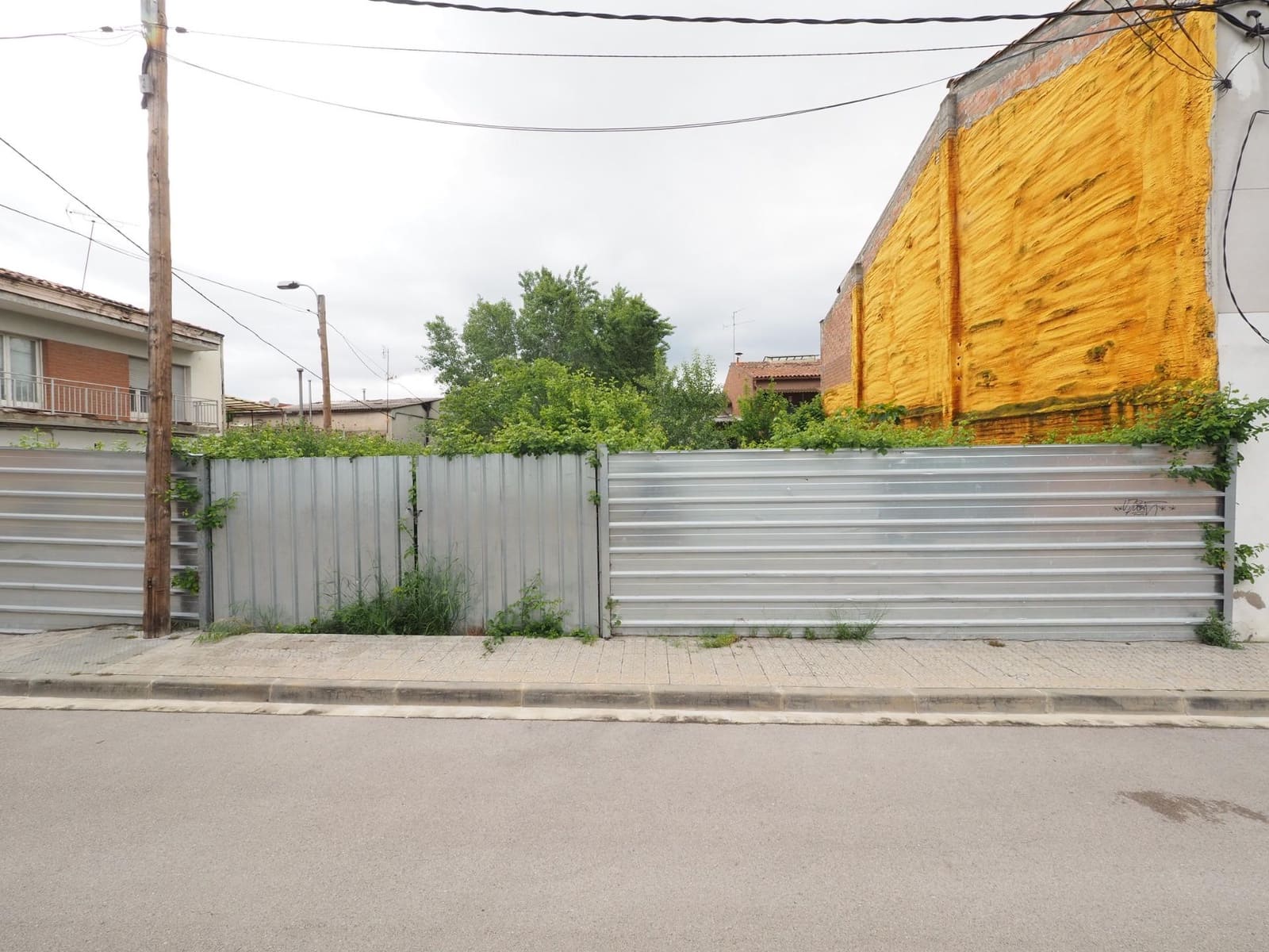 Terreno para Construção para venda em Sant Vicenc de Castellet - 69 000 € (Ref: 9908578)