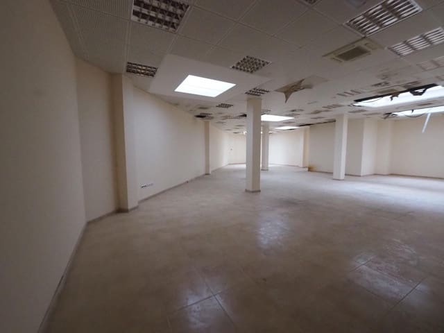Commercial for sale in Manresa - € 68,000 (Ref: 9908581)