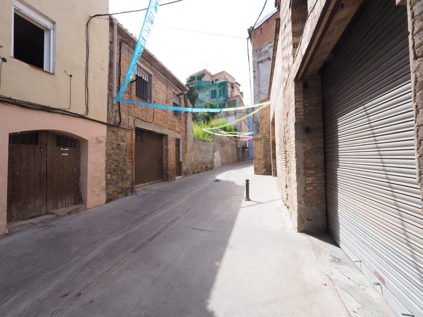 Commercial for sale in Manresa - € 11,850 (Ref: 9908582)