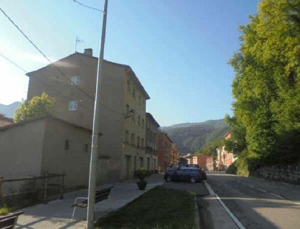 Działka budowlana na sprzedaż w Guardiola de Bergueda - 25 500 € (Ref: 9908584)