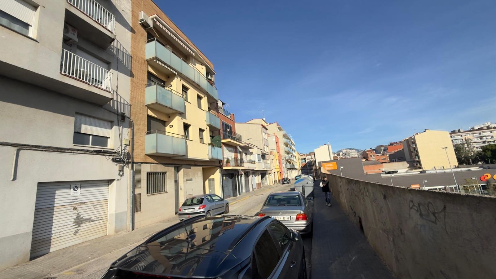 3 bedroom Flat for sale in Terrassa - € 139,000 (Ref: 9908596)