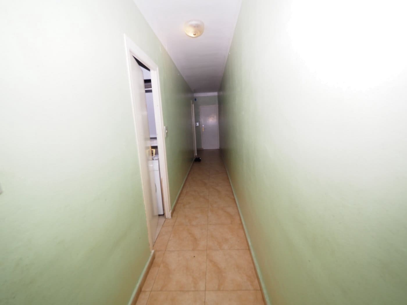 Piso de 3 habitaciones en Terrassa en venta - 115.000 € (Ref: 9908600)