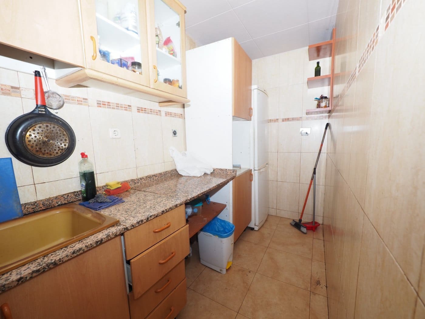 Piso de 3 habitaciones en Terrassa en venta - 115.000 € (Ref: 9908600)