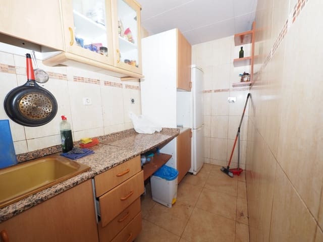 3 sovrum Lägenhet till salu i Terrassa - 115 000 € (Ref: 9908600)