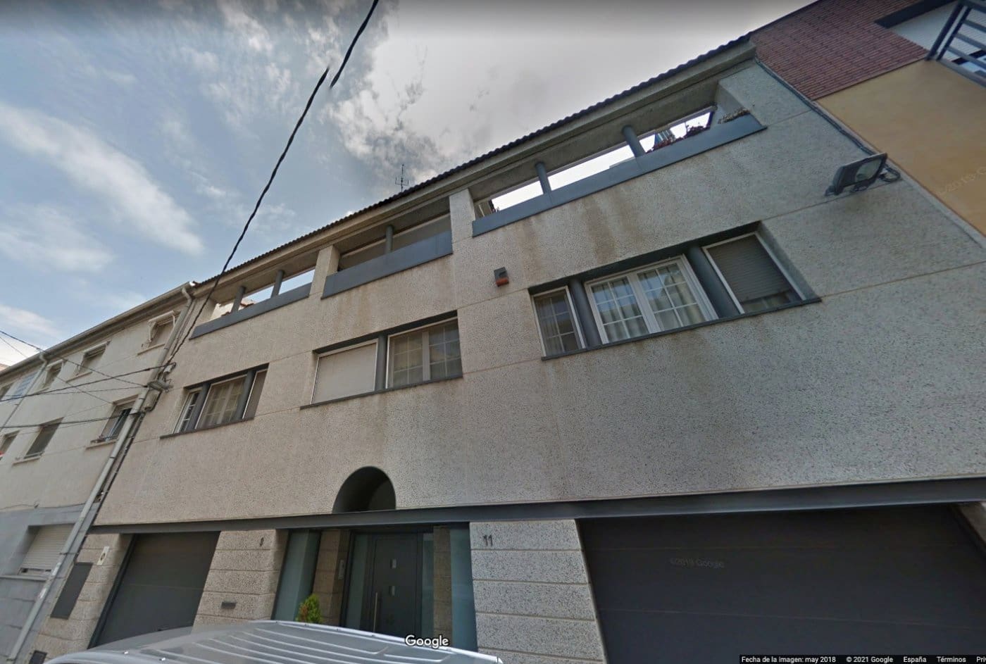 3 slaapkamer Rijtjeshuis te koop in Parets del Valles met zwembad garage - € 350.000 (Ref: 9908606)