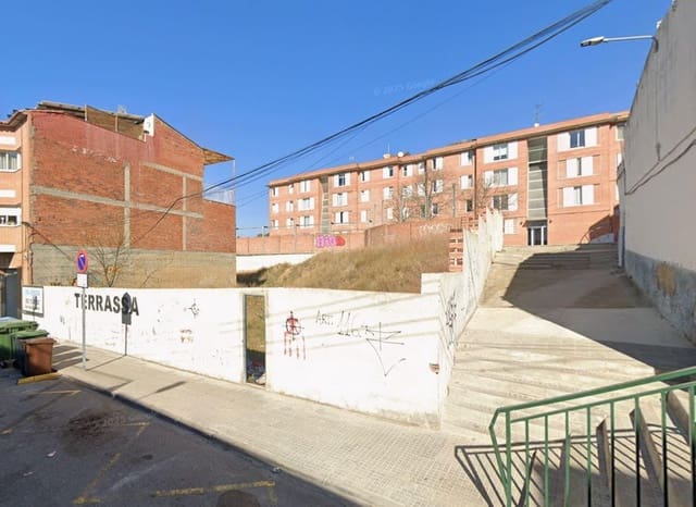 Terrain à Bâtir à vendre à Terrassa - 335 000 € (Ref: 9908610)