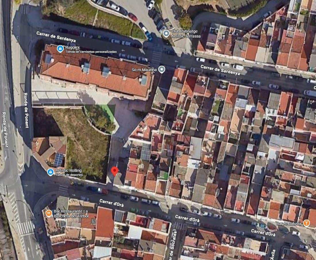 Terrain à Bâtir à vendre à Terrassa - 335 000 € (Ref: 9908610)