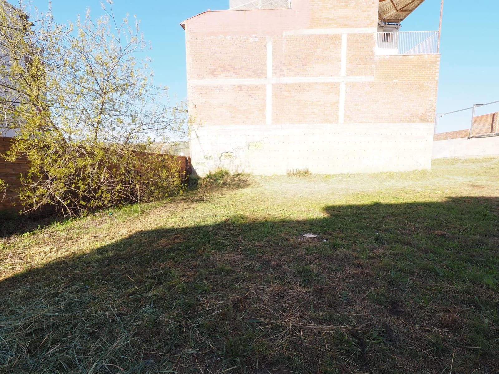 Terrain à Bâtir à vendre à Terrassa - 335 000 € (Ref: 9908610)