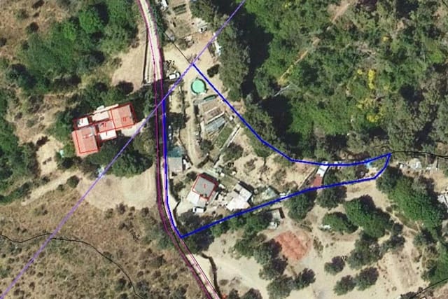 Grunde uden byggetilladelser til salg i Terrassa - € 130.000 (Ref: 9908612)