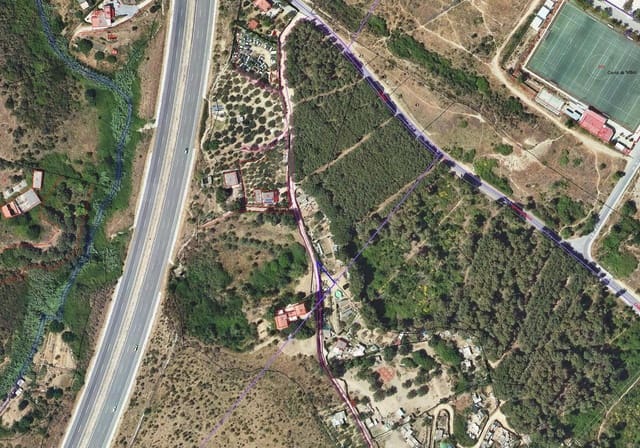 Grunde uden byggetilladelser til salg i Terrassa - € 130.000 (Ref: 9908612)