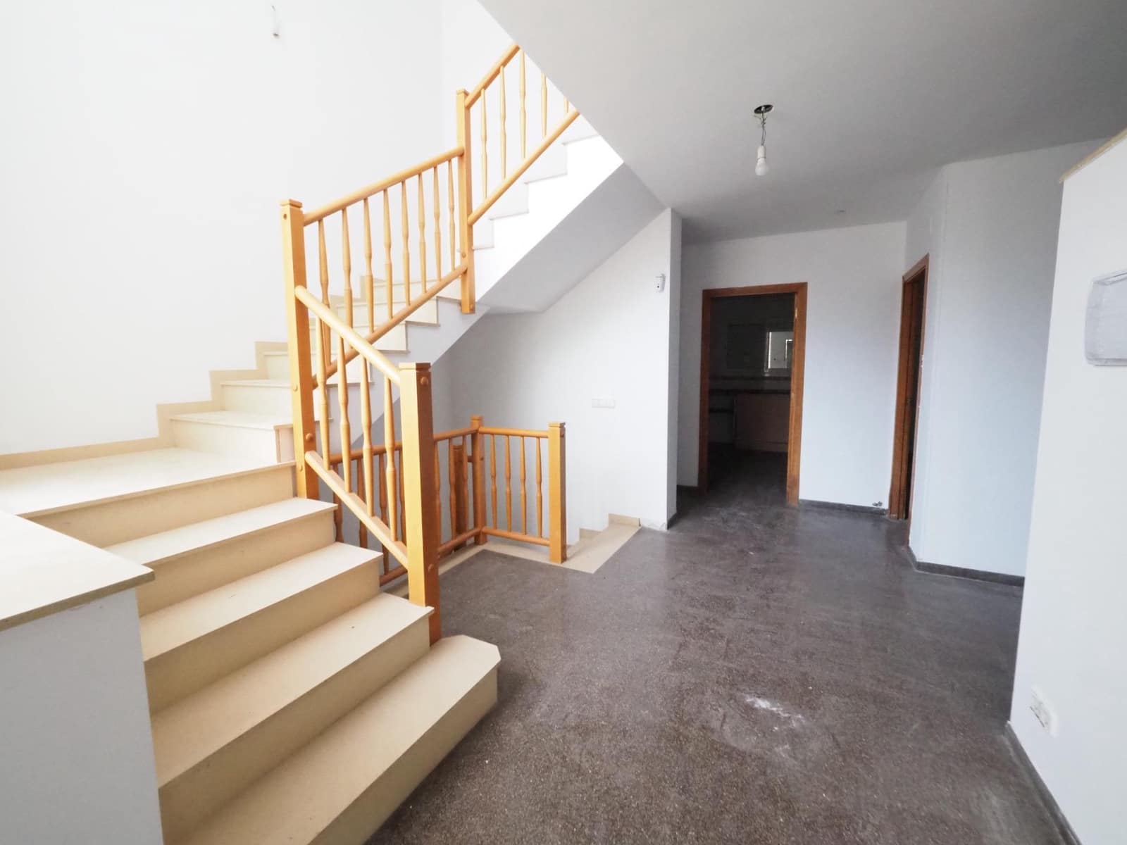 4 chambre Villa/Maison à vendre à Cubelles avec garage - 295 000 € (Ref: 9908615)