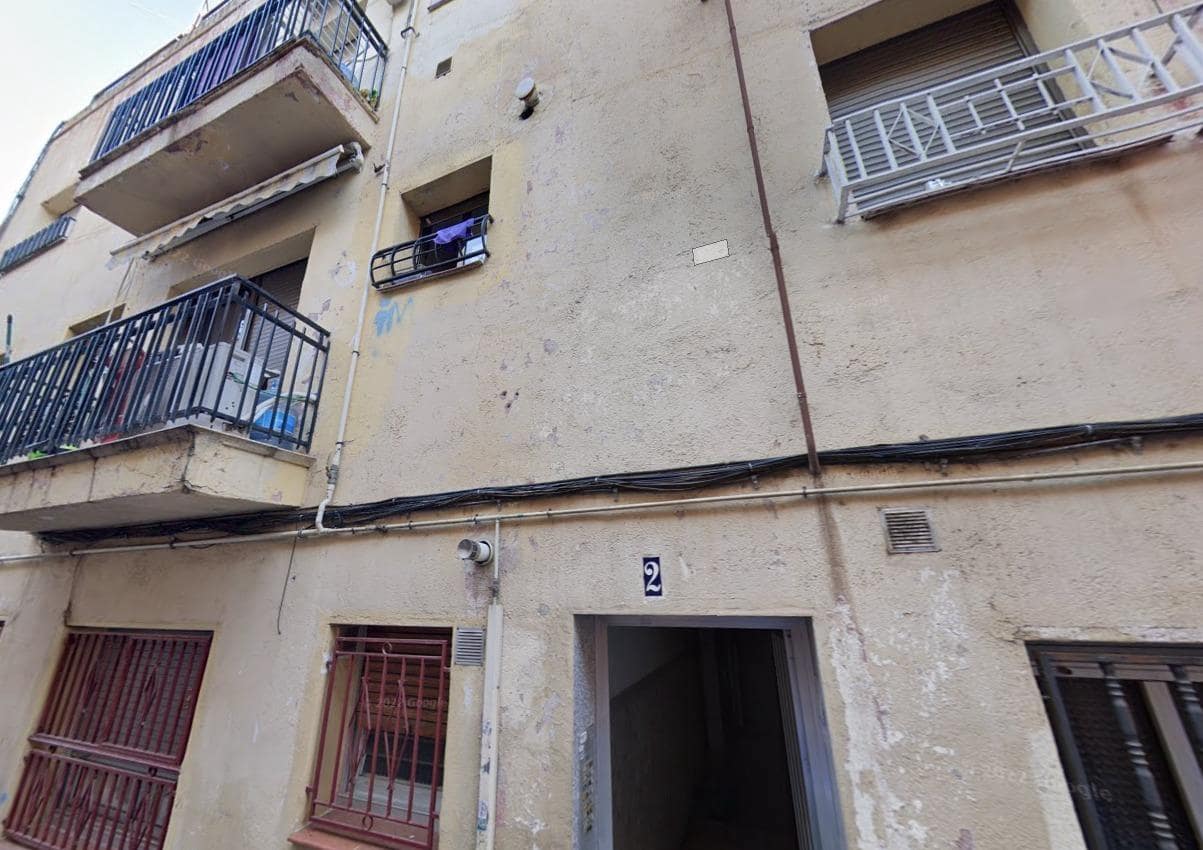 3 quarto Apartamento para venda em Sabadell - 77 000 € (Ref: 9908618)